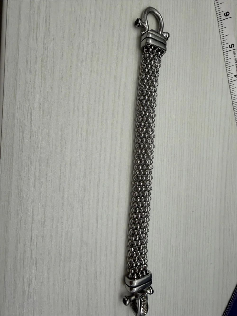 Chunky Silver-Tone Link Bracelet with Sculpted Bead Motif